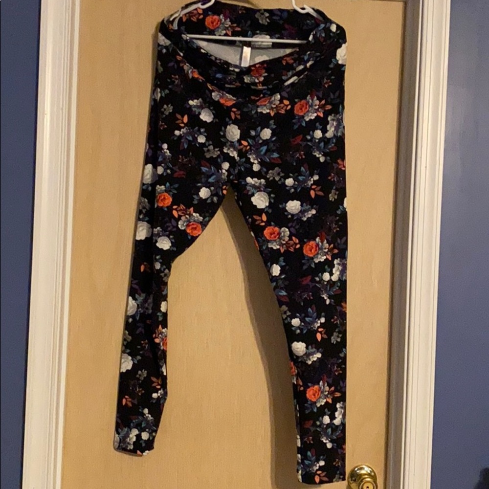 New LuLaRoe Leggings TC2